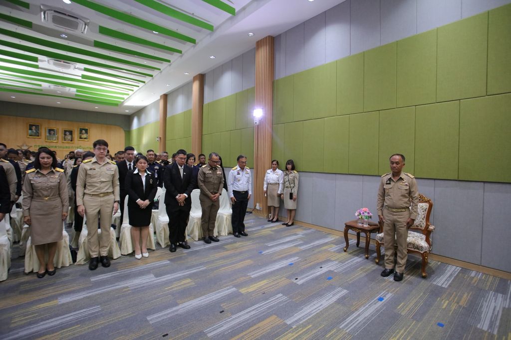 รองศาสตราจารย์ ดร.อำนวย รับมอบปีกฝนหลวงพิเศษ 2569