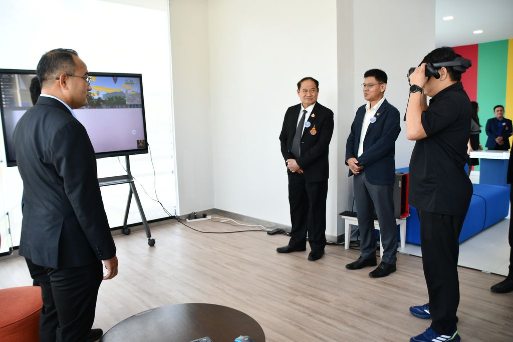 มทร.ธัญบุรี เปิดพื้นที่สร้างสรรค์นวัตกรรมดิจิทัล ส่งเสริมทักษะแห่งอนาคต การเรียนรู้ตลอดชีวิต Startup และเทคโนโลยี Metaverse
