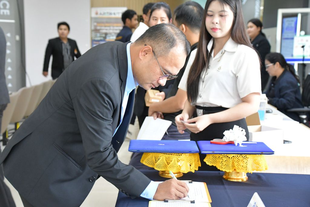 มทร.ธัญบุรี เปิดพื้นที่สร้างสรรค์นวัตกรรมดิจิทัล ส่งเสริมทักษะแห่งอนาคต การเรียนรู้ตลอดชีวิต Startup และเทคโนโลยี Metaverse