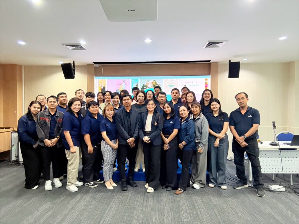 ภาพบรรยากาศการอบรม 25 กันยายน 2569 “เทคนิคการสร้างงานนำเสนออย่างมืออาชีพ ด้วย Canva และ PowerPoint”