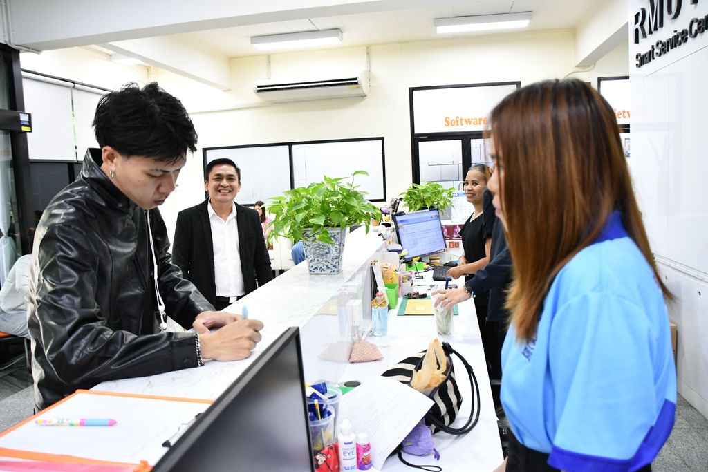 สำนักวิทยบริการฯ ดำเนินการขายทอดตลาดพัสดุไม่จำเป็นต้องใช้ในราชการ มุ่งบริหารทรัพย์สินอย่างเป็นระบบ โปร่งใส และตรวจสอบได้