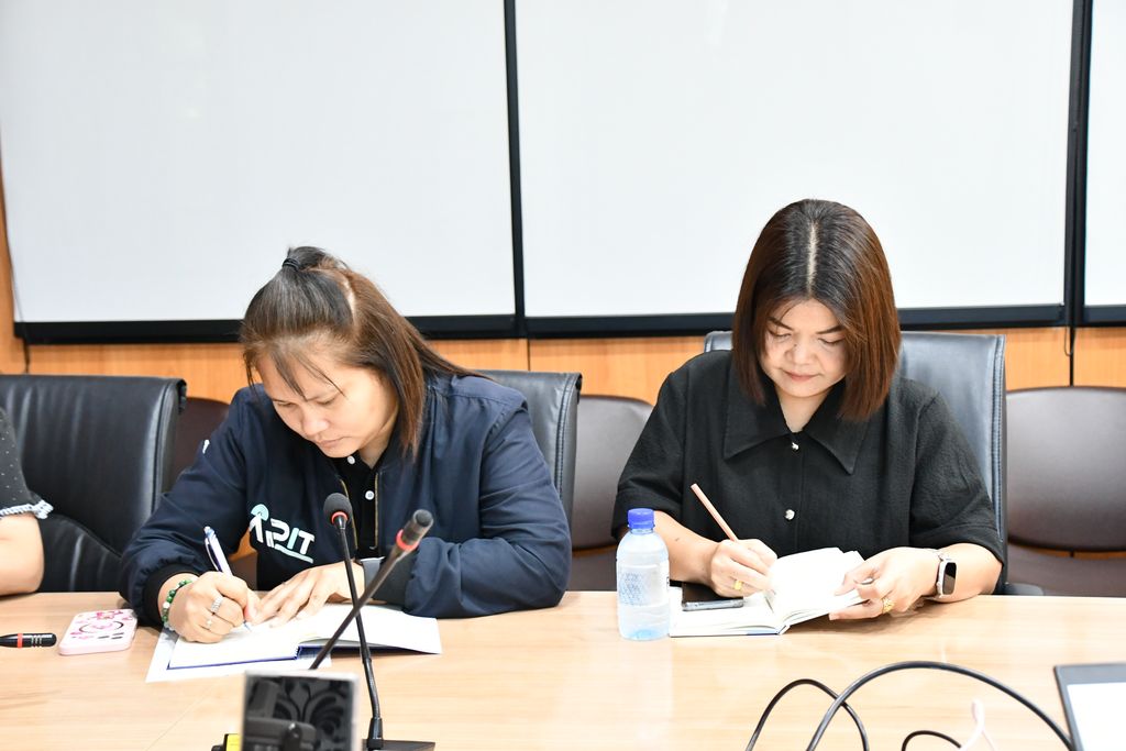 มทร.ธัญบุรี จับมือ AIS Academy พัฒนาทักษะดิจิทัล AI Literacy และศูนย์สอบมาตรฐานวิชาชีพ